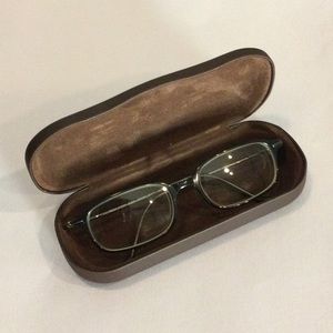 Advantage Black Eyeglasses & Case